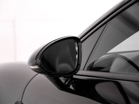 Used 2019 Porsche Panamera image 45