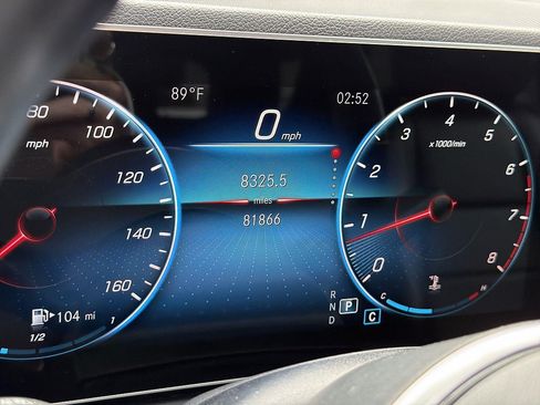Used 2022 Mercedes-Benz GLE 350 4MATIC image 11