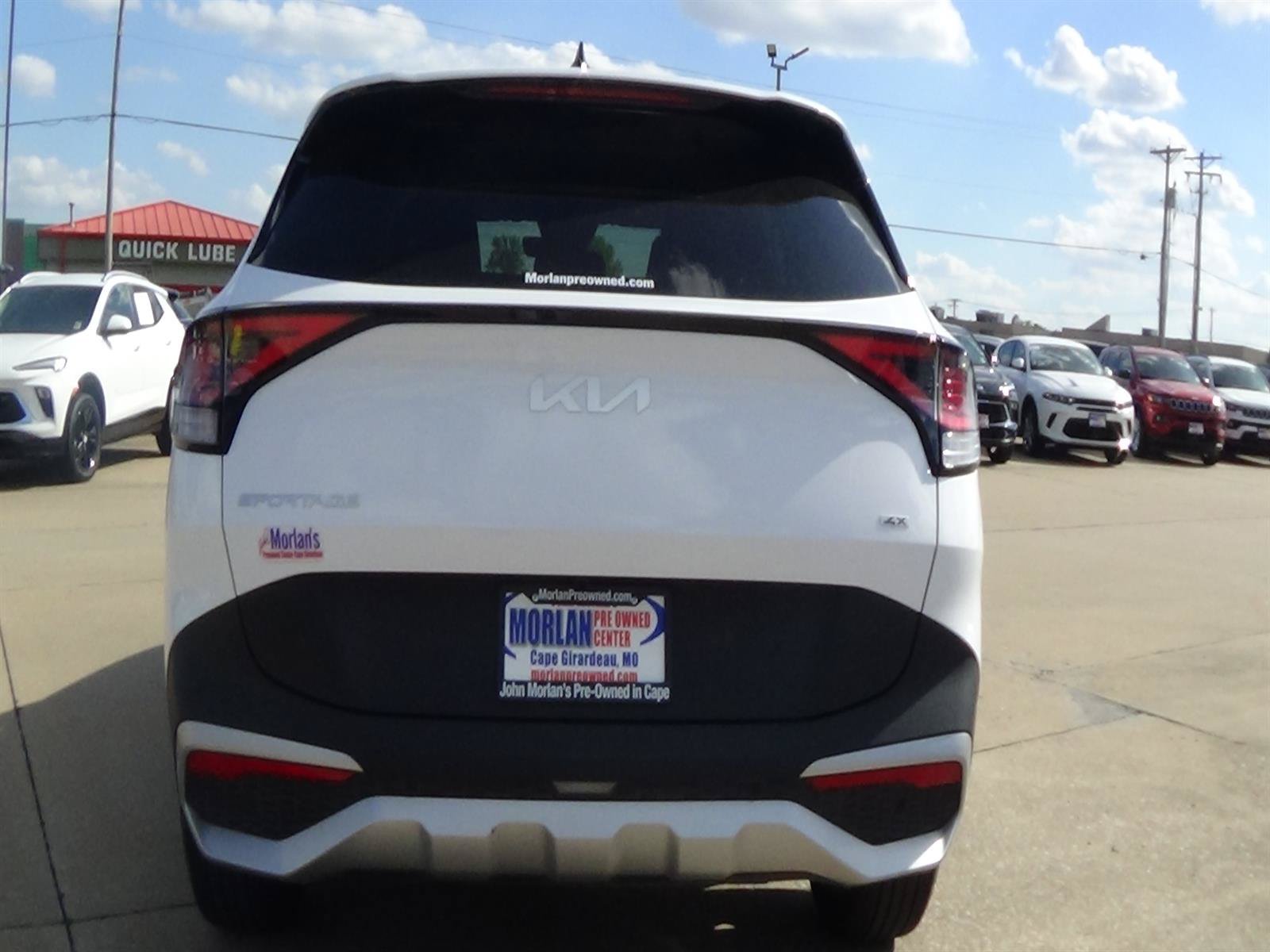 Used 2025 Kia Sportage LX AWD/4WD image 7