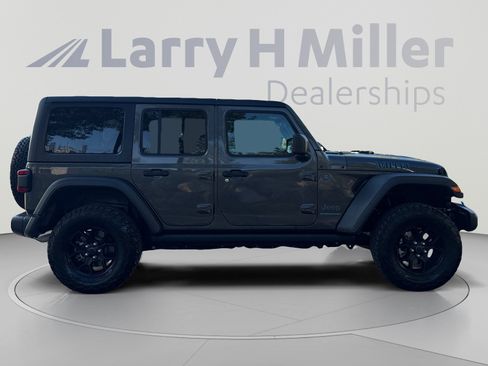 Used 2024 Jeep Wrangler Unlimited AWD/4WD image 6