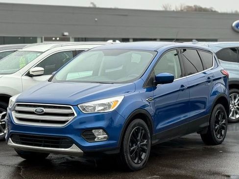 Certified 2019 Ford Escape SE image 35