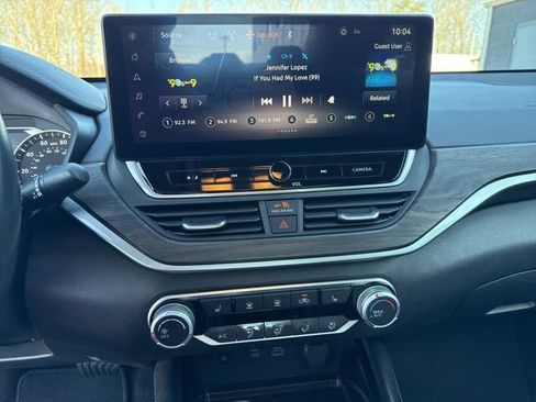 Certified 2024 Nissan Altima 2.5 SV w/ SV Premium Package image 17