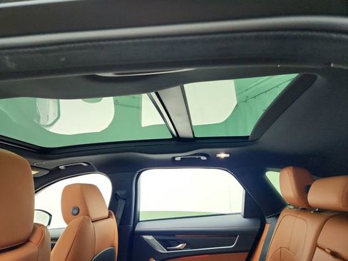 New 2025 Jaguar F-PACE R-Dynamic S image 22