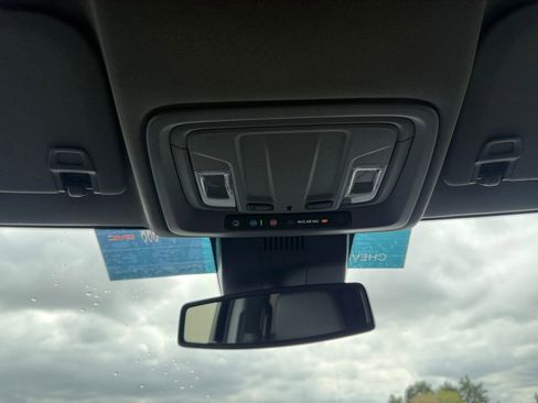 Certified 2022 GMC Sierra 1500 SLT w/ SLT Premium Package image 24