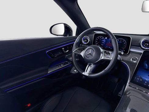 Used 2026 Mercedes-Benz CLE 300 4MATIC Cabriolet image 33