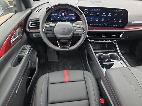 New 2026 Chevrolet Traverse RS image 13