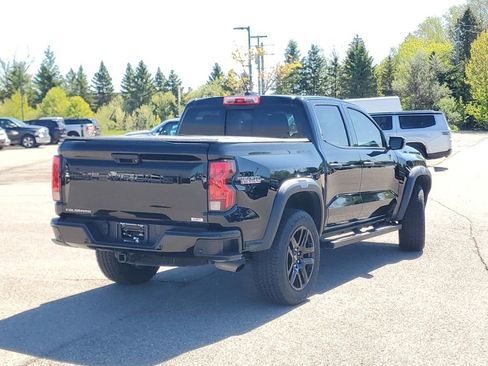 Used 2024 Chevrolet Colorado Trail Boss w/ Advanced Trailering Package AWD/4WD image 2