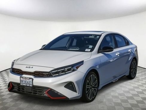Used 2023 Kia Forte GT w/ GT2 Package image 7