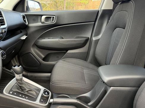 New 2026 Hyundai Venue SEL image 25