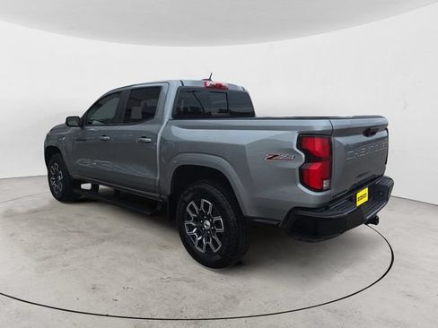 Used 2024 Chevrolet Colorado Z71 w/ Advanced Trailering Package AWD/4WD image 3