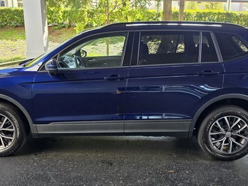 Used 2021 Volkswagen Tiguan S image 8