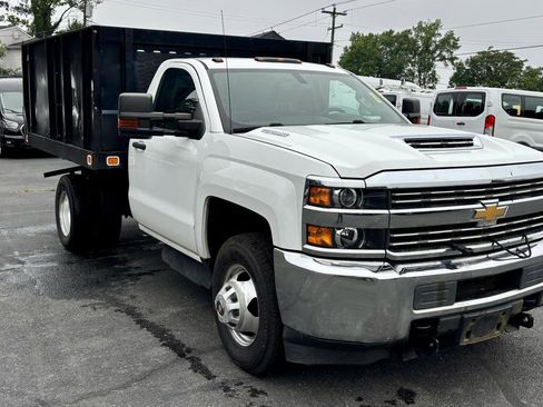 Used 2018 Chevrolet Silverado 3500 W/T w/ WT Convenience Package AWD/4WD image 4