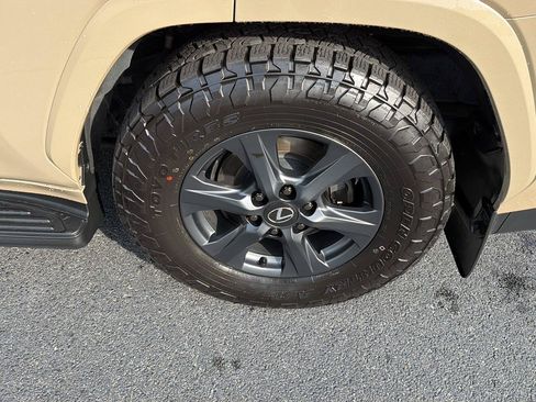 Certified 2025 Lexus LX 700h Overtrail AWD/4WD image 40