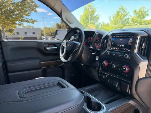 Used 2020 Chevrolet Silverado 1500 RST w/ Texas Edition RWD image 33