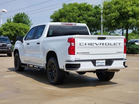 Used 2024 Chevrolet Silverado 1500 Custom w/ LPO, Dark Essentials Package RWD image 5