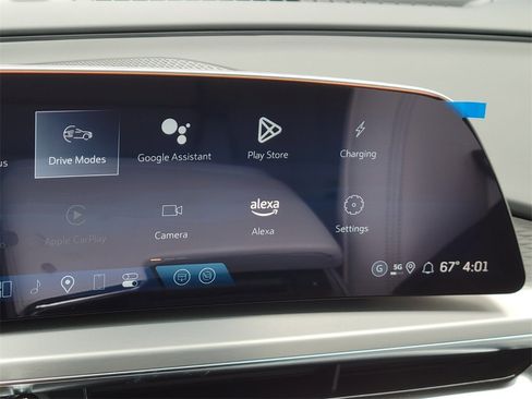 New 2025 Cadillac Lyriq Luxury image 20