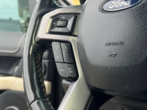 Used 2019 Ford Expedition Platinum AWD/4WD image 36