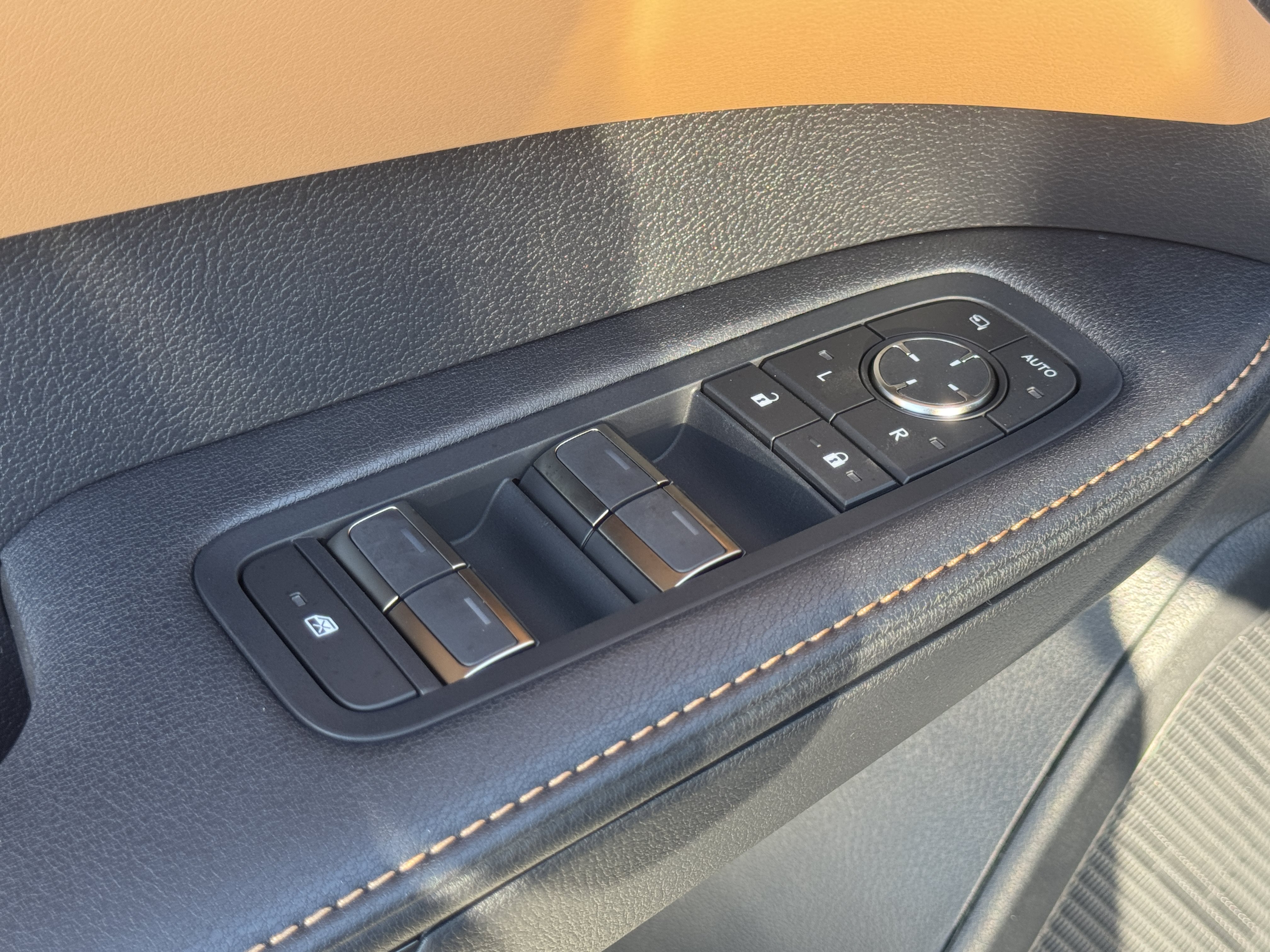 New 2026 Lexus RX 350 FWD image 19