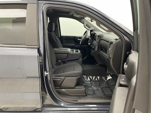Used 2020 Chevrolet Silverado 1500 Custom w/ Custom Value Package AWD/4WD image 14