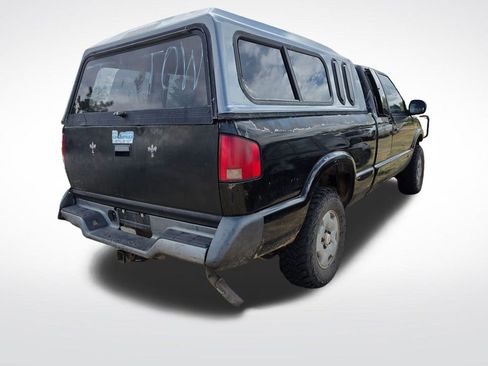 Used 1994 Chevrolet S10 Pickup LS AWD/4WD image 5