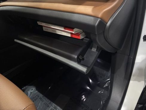 Used 2025 Toyota Crown Signia image 35