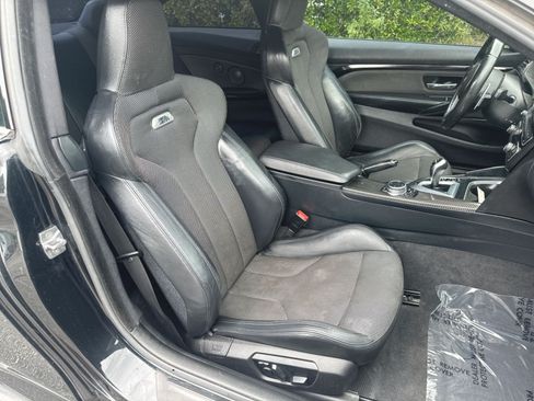 Used 2015 BMW M4 Coupe RWD image 32