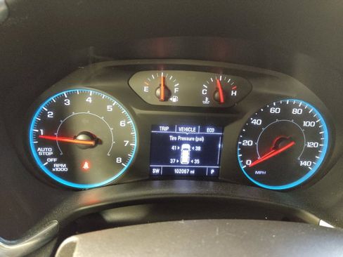 Used 2019 Chevrolet Equinox LS FWD image 23
