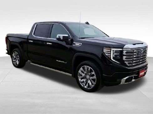 Certified 2025 GMC Sierra 1500 Denali w/ Denali Reserve Package AWD/4WD image 5