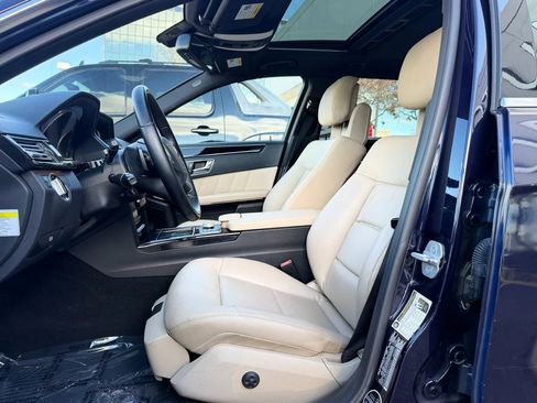 Used 2011 Mercedes-Benz E 350 4MATIC Wagon image 10