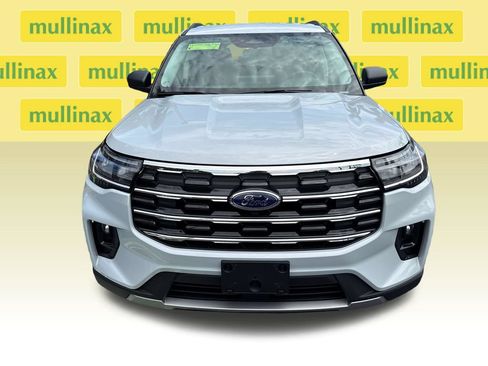 New 2026 Ford Explorer Active w/ Active Comfort Package RWD image 15