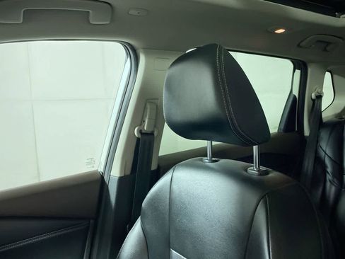 Used 2023 Nissan Rogue SL image 26