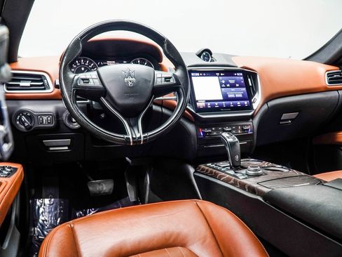 Used 2022 Maserati Ghibli Modena image 16