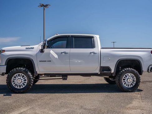 Used 2022 Chevrolet Silverado 3500 High Country w/ LPO, Dark Essentials Package image 4
