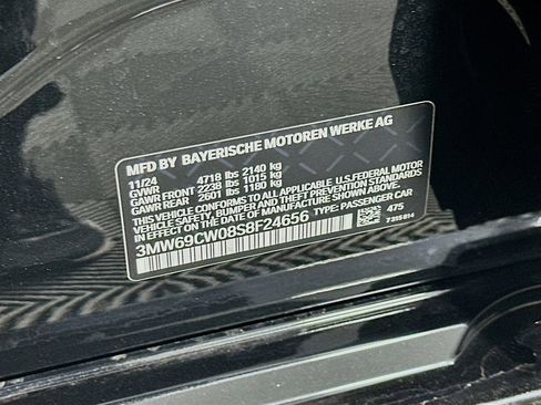 Used 2025 BMW 330i Sedan w/ Convenience Package image 24