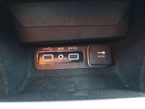 Used 2021 Jeep Grand Cherokee Summit AWD/4WD image 39