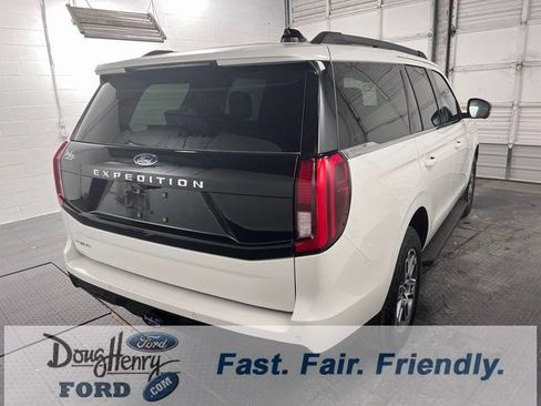 New 2026 Ford Expedition Active AWD/4WD image 8