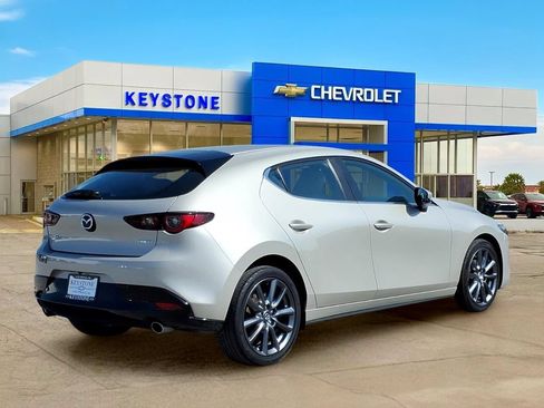 Used 2024 MAZDA MAZDA3 s FWD image 7