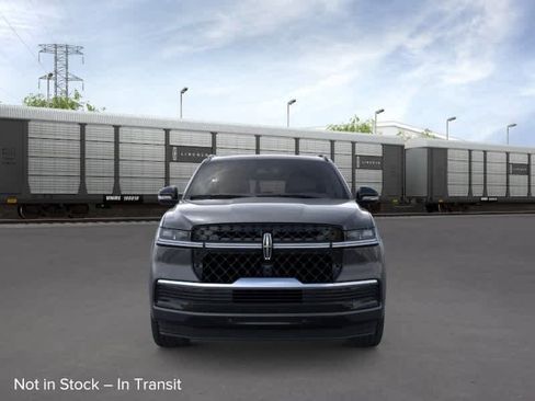 New 2026 Lincoln Navigator L Reserve AWD/4WD image 8