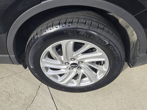 Certified 2023 Lincoln Corsair AWD image 31