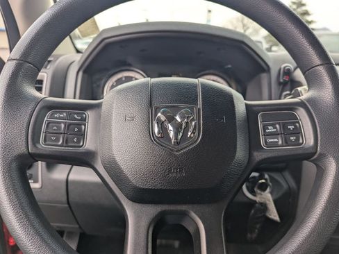 Used 2018 RAM 1500 ST w/ SXT Appearance Group image 20