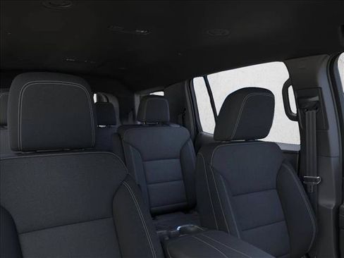 New 2026 Chevrolet Traverse LT w/ Midnight/Sport Edition FWD image 24