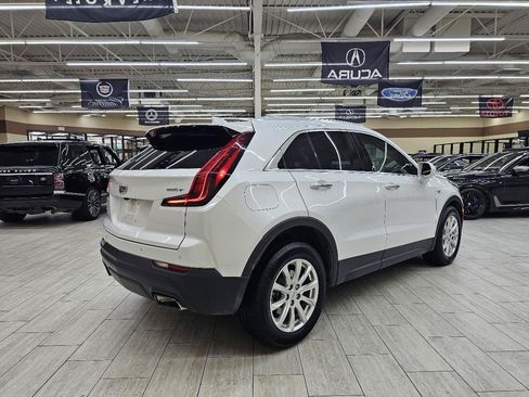 Used 2020 Cadillac XT4 Luxury w/ Cold Weather Package FWD image 6