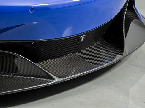 Used 2018 McLaren 720S RWD image 4
