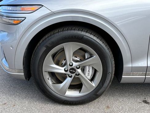 Used 2026 Genesis GV70 2.5T Advanced image 28