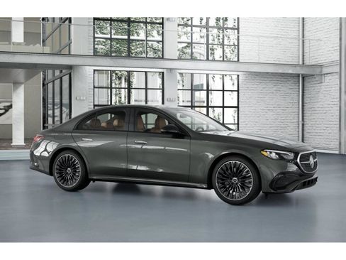 New 2026 Mercedes-Benz E 350 4MATIC Sedan image 13
