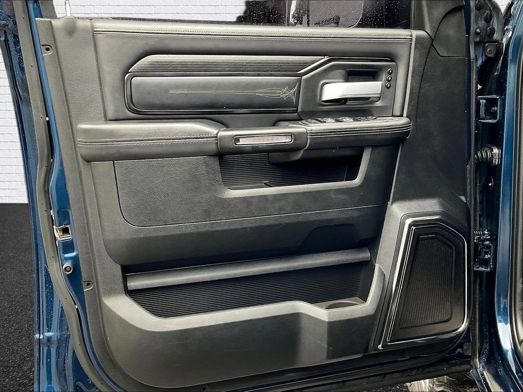 Used 2022 RAM 2500 Limited AWD/4WD image 17