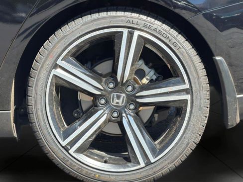 Used 2024 Honda Accord Sport image 11