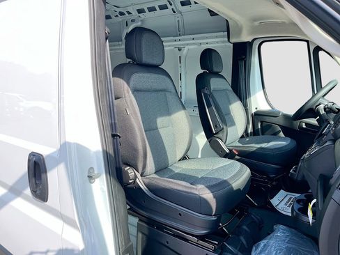 New 2026 RAM ProMaster 2500 w/ Convenience Group image 24