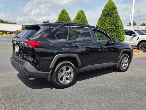Used 2024 Toyota RAV4 XLE w/ Convenience Package FWD image 12