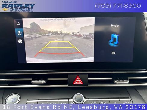 Used 2023 Hyundai Elantra SEL w/ Convenience Package FWD image 18